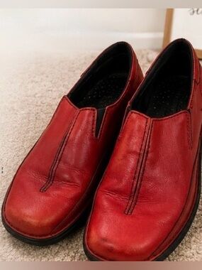 Joseph Seibel Red Leather Comfort Slip-On Shoes | Women’s Size 8 |